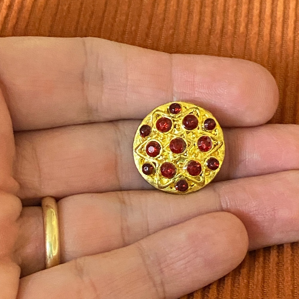 Vintage Gold Tone/Ruby Red Crystals Button